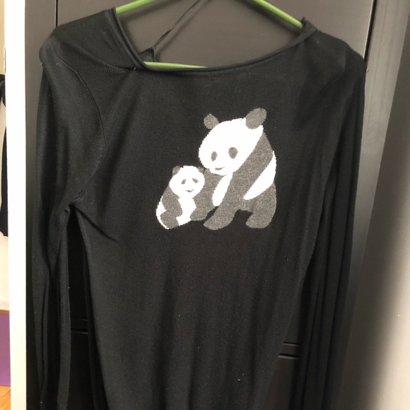 Panda sweater - Picture 3 of 3
